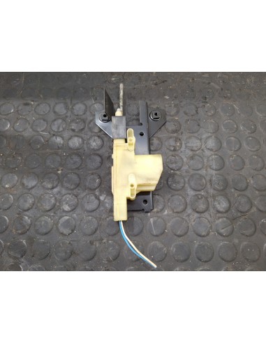 [106984] CERRADURA TAPA COMBUSTIBLE - BMW SERIE 1