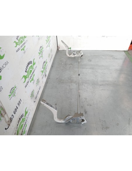 [106973] BISAGRAS MALETERO - BMW SERIE 1