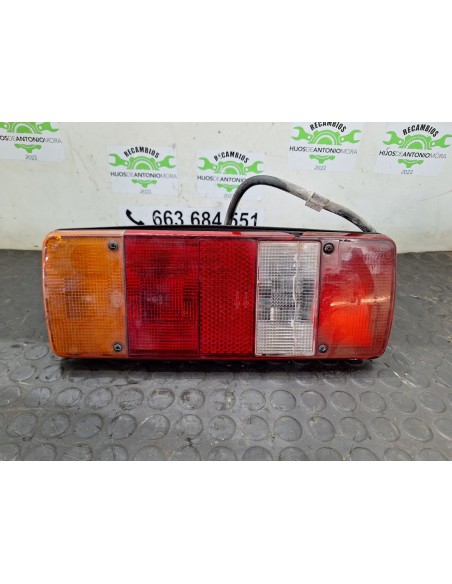 [106953] PILOTO TRASERO IZQUIERDO - NISSAN TRADE 2.8