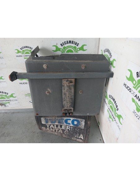 [106930] GUARDABARROS FIJO CABINA IZQUIERDO - NISSAN ECO - T 100.45/78 KW/E2 (01/1996 - ...)