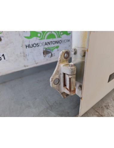 [106881] PUERTA DELANTERA IZQUIERDA - RENAULT...