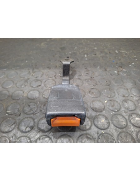 [106845] ENGANCHE CINTURON - DAF SERIE XF105.XXX (01/2006 - 12/2013)