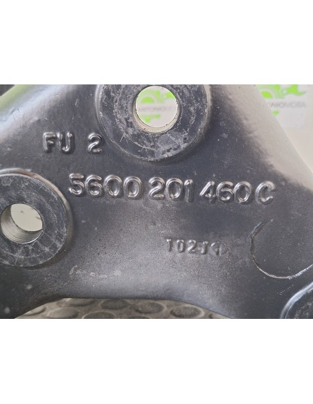 [106837] SOPORTE CAJA DIRECCIÓN - RENAULT KERAX 2002 - E3 (01/2002 - 01/2006)