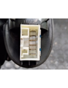 [106827] MANDO ELEVALUNAS DELANTERO DERECHO - IVECO DAILY...