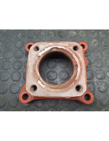 [103512] ADAPTADOR TOMA DE FUERZA - VOLVO FH 12 2002 - (01/2002 - 01/2006)