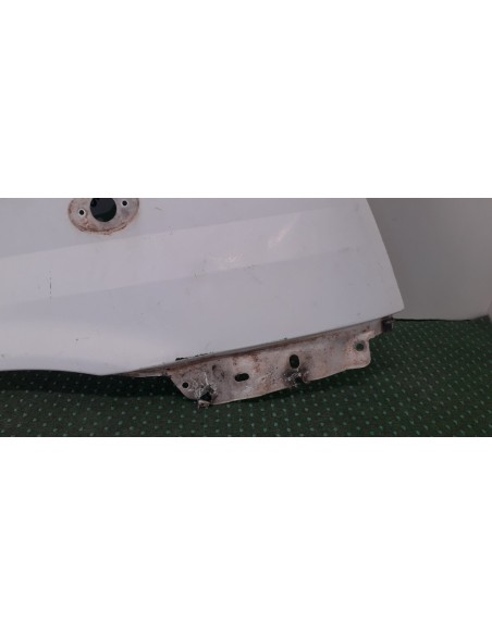 [94678] ALETA DELANTERA DERECHA - FORD TRANSIT CAJA CERRADA '06