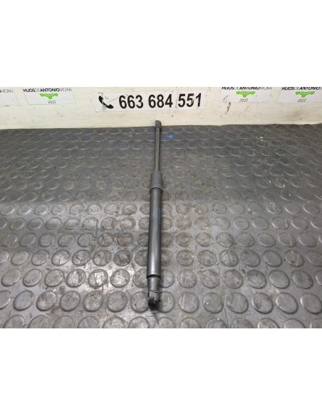 [104841] AMORTIGUADORES MALETERO / PORTON - AUDI A4 AVANT (B5)