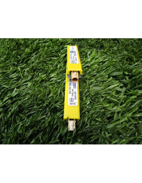 [93379] AMPLIFICADOR DE ANTENA - AUDI Q7 (4M) (01/2015 - 12/2019)