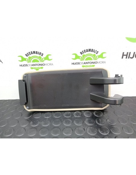 [97054] APOYABRAZO LATERAL - AUDI A3 (8P)