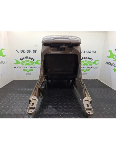 [100525] APOYABRAZOS CENTRAL - TOYOTA LAND CRUISER (J10)