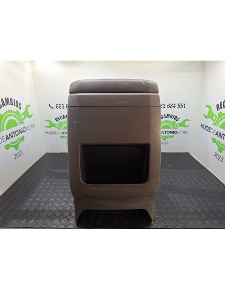 [100525] APOYABRAZOS CENTRAL - TOYOTA LAND CRUISER (J10)