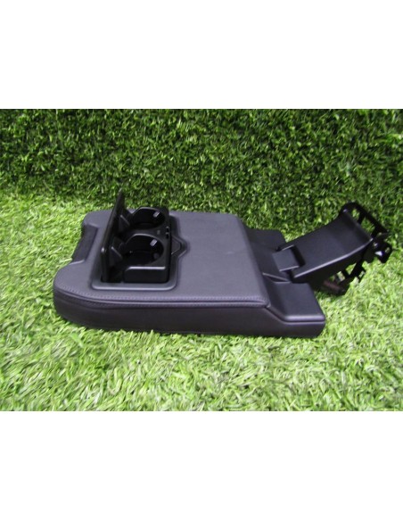 [93394] APOYABRAZOS TRASERO - AUDI Q7 (4M) (01/2015 - 12/2019)