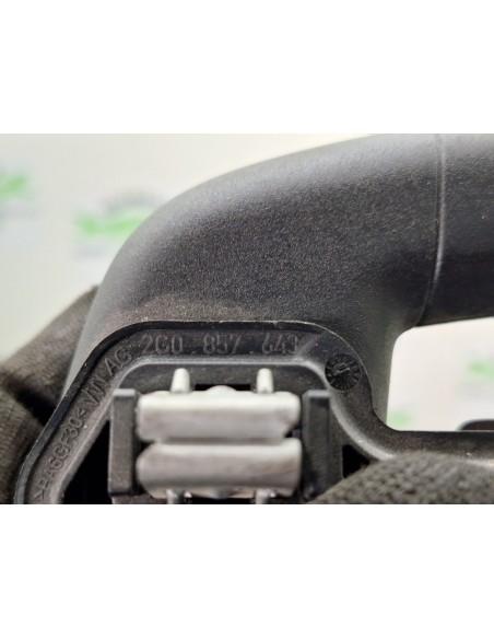 [104872] ASADERA PILASTRA - VOLKSWAGEN T-ROC (01/2017 - 12/2020)