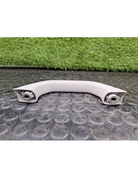 [102167] ASADERA PILASTRA - VOLKSWAGEN CRAFTER (01/2019 - ...)