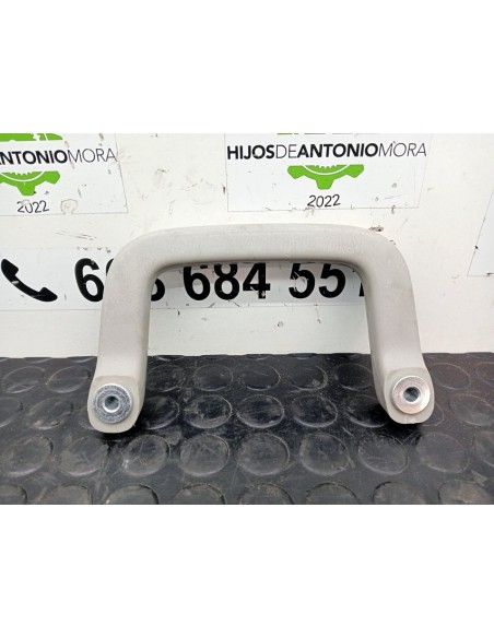 [98661] ASADERA PILASTRA - NISSAN CABSTAR -09.06 (01/2006 - 12/2013)