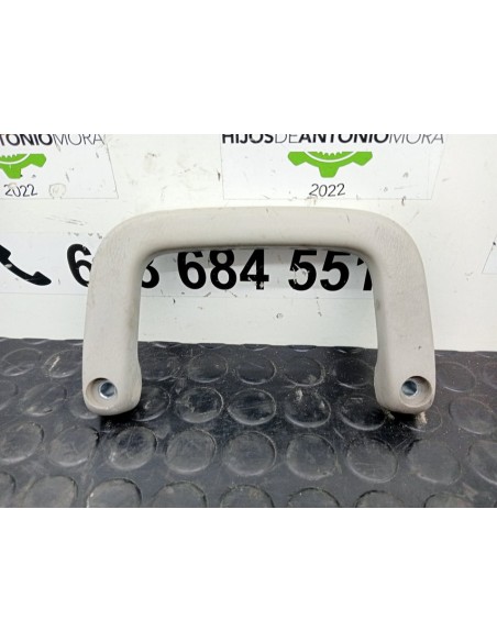 [98662] ASADERA PILASTRA - NISSAN CABSTAR -09.06 (01/2006 - 12/2013)