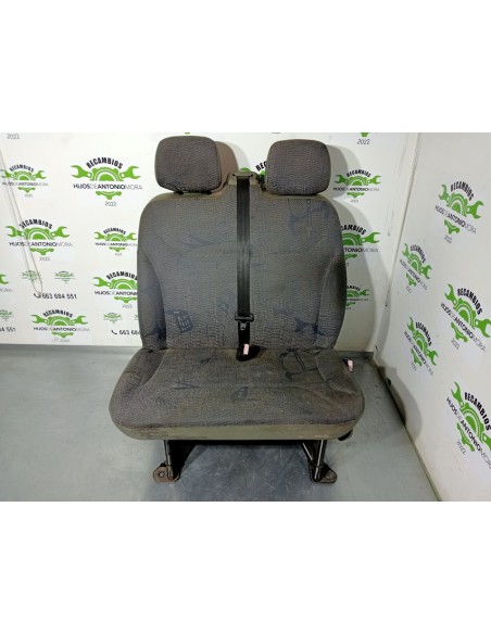 [98548] ASIENTO DELANTERO DERECHO - RENAULT TRAFIC CAJA CERRADA (AB 4.01)