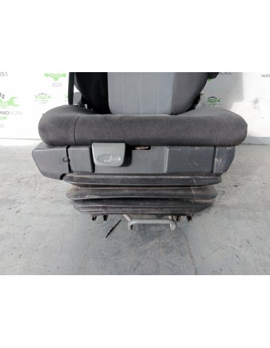 [99060] ASIENTO DELANTERO DERECHO - IVECO...