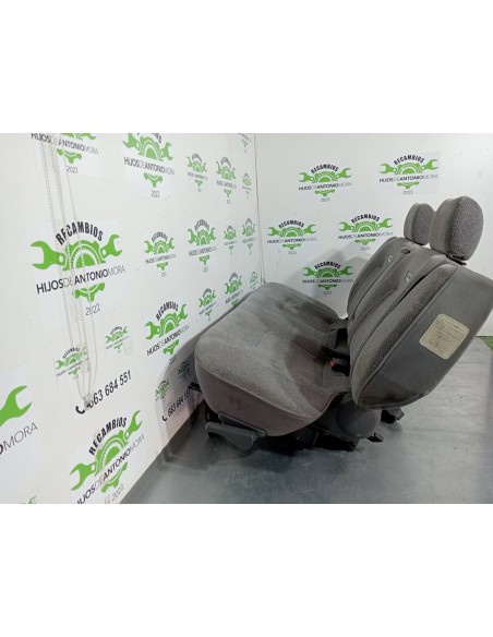 [99861] ASIENTOS TRASEROS - MITSUBISHI MONTERO (L040)