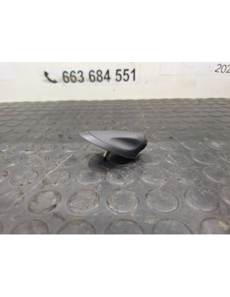 [100294] BASE DE ANTENA - FORD TRANSIT COURIER