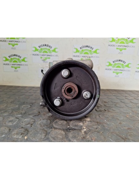 [104681] BOMBA DIRECCION - RENAULT MASTER MAXI CAJA CERRADA (01/2002 - ...)