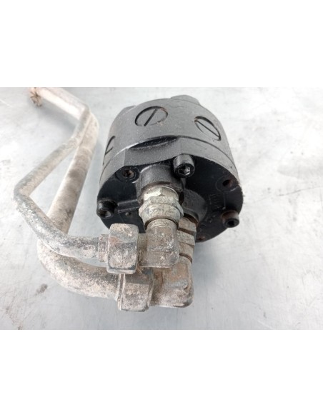 [100843] BOMBA DIRECCION - RENAULT KERAX AB 2006