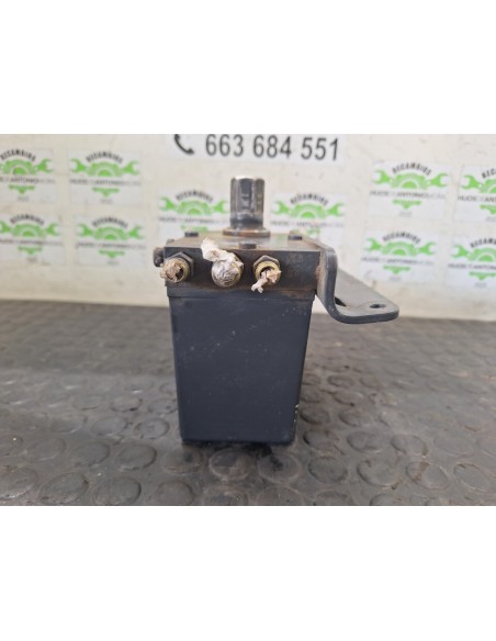 [105472] BOMBA ELEVAR CABINA - SCANIA SERIE 4 (P/R 94 G) (01/1996 - 01/2004)