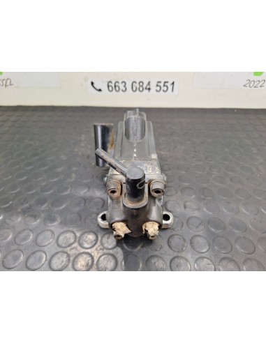 [102418] BOMBA ELEVAR CABINA - RENAULT MIDLUM...