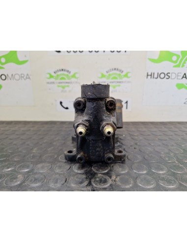 [102235] BOMBA ELEVAR CABINA - MAN F 2000...