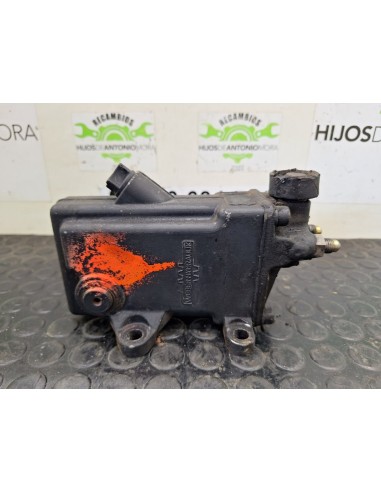 [102235] BOMBA ELEVAR CABINA - MAN F 2000...