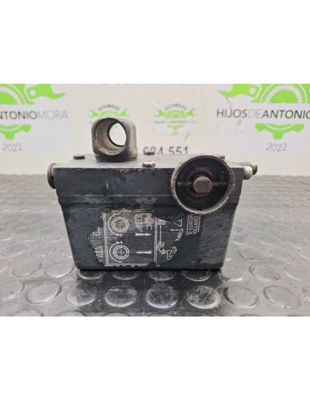 [99988] BOMBA ELEVAR CABINA - IVECO EUROCARGO (01/1991 - 12/2001)