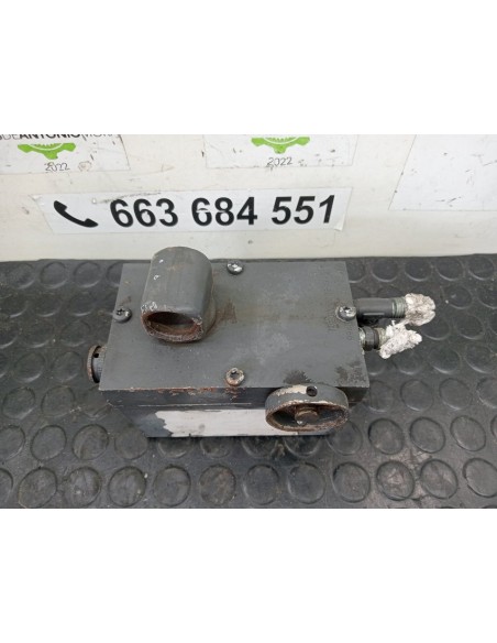 [102113] BOMBA ELEVAR CABINA - IVECO EUROCARGO (01/1991 - 12/2001)