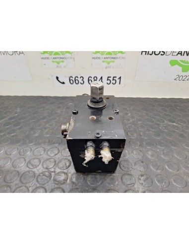 [101476] BOMBA ELEVAR CABINA - RENAULT PREMIUM...