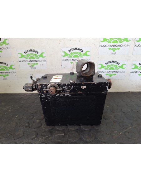 [105047] BOMBA ELEVAR CABINA - RENAULT MAGNUM 480 DXI