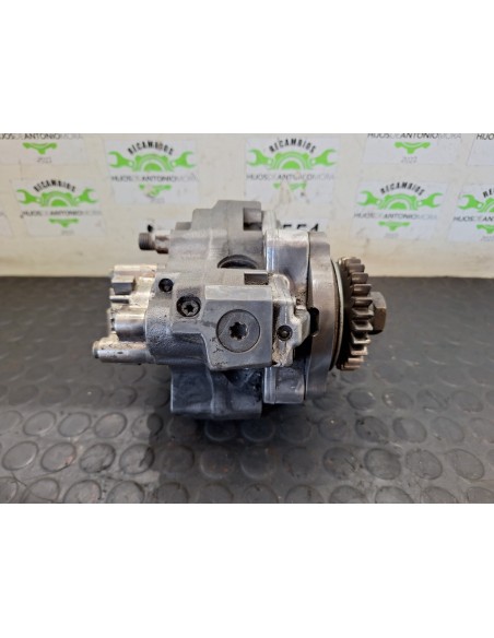 [105815] BOMBA INYECTORA - IVECO EUROCARGO TECTOR (01/2001 - 12/2003)