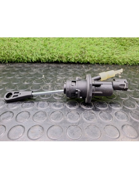 [101780] BOMBIN EMBRAGUE - AUDI A4 BER. (B8)