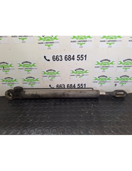 [103707] BOTELLA ELEVAR CABINA - DAF SERIE LF45.XXX DESDE 06