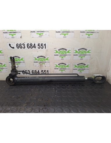 [106076] BOTELLA ELEVAR CABINA - RENAULT M...