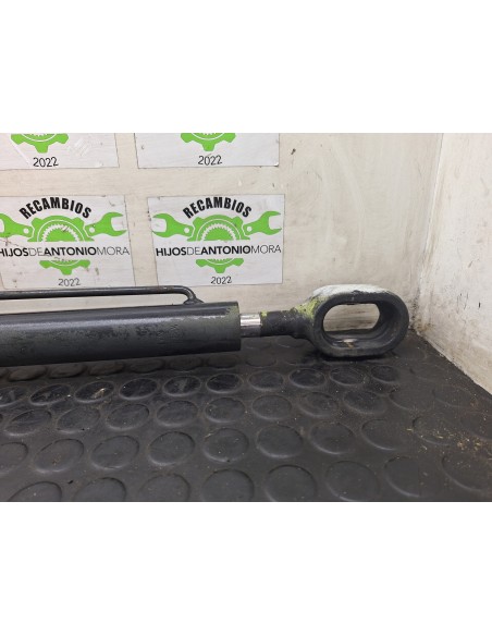 [106076] BOTELLA ELEVAR CABINA - RENAULT M 180.13/C MIDLINER E2 (01/1996 - 12/2000)