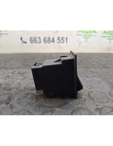 [104928] BOTON - IVECO DAILY CAJA ABIERTA / VOLQUETE (01/1989 - 01/1999)