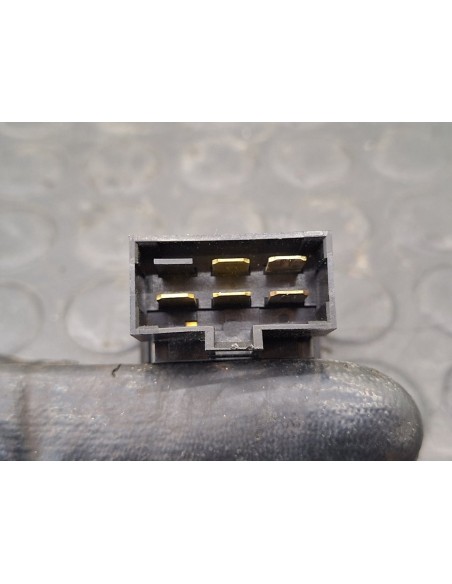 [99854] BOTON - MITSUBISHI MONTERO (L040)