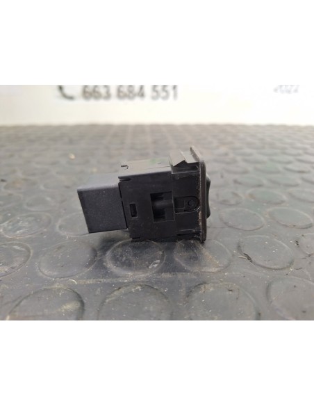 [99846] BOTON - MITSUBISHI MONTERO (L040)