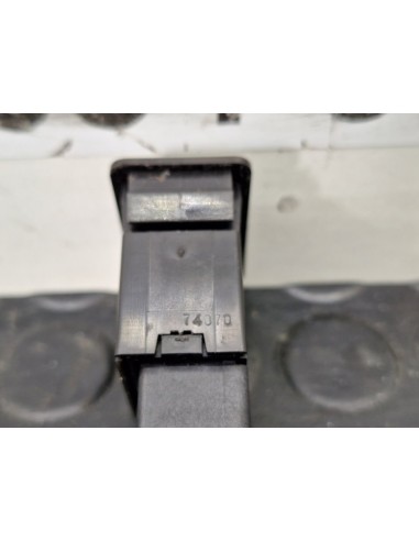 [99846] BOTON - MITSUBISHI MONTERO (L040)