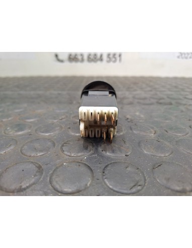 [100070] BOTON - RENAULT KANGOO