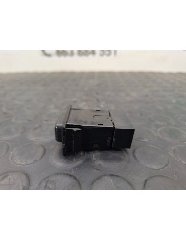 [99856] BOTON - MITSUBISHI MONTERO (L040)