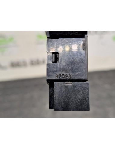 [99856] BOTON - MITSUBISHI MONTERO (L040)