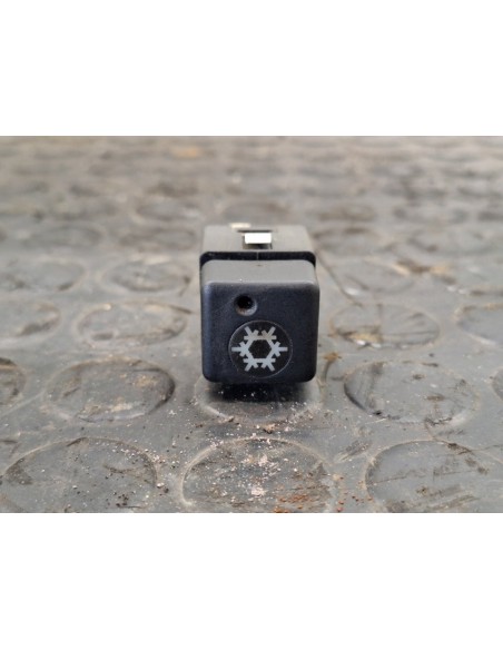 [104330] BOTON - DAF SERIE XF EURO 6 (01/2013 - ...)