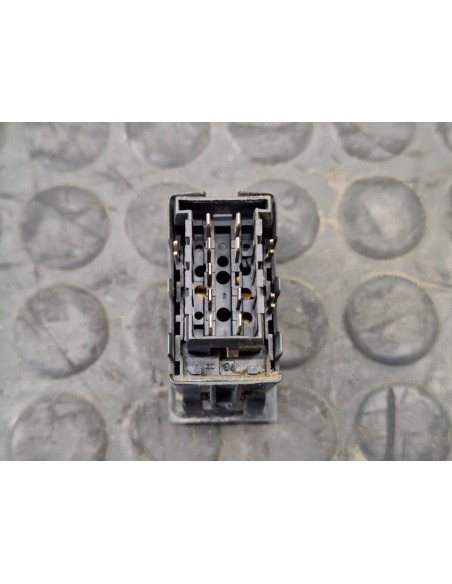 [101160] BOTON - MAN F 2000 19.XXX (01/1995 - 01/2001)