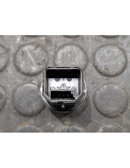 [106523] BOTON - IVECO STRALIS (AS) (01/2012 - 01/2019)