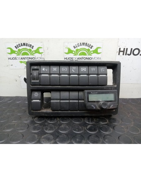 [101684] BOTONERA - MAN TGX 35.XXX (01/2007 - ...)